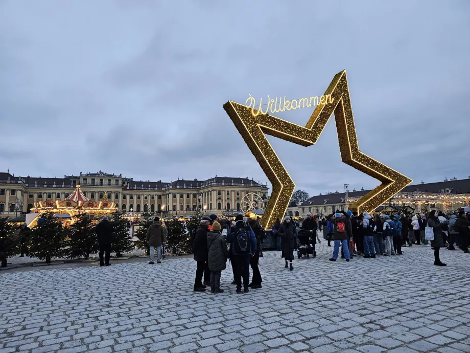 Schönbrunns julmarknad