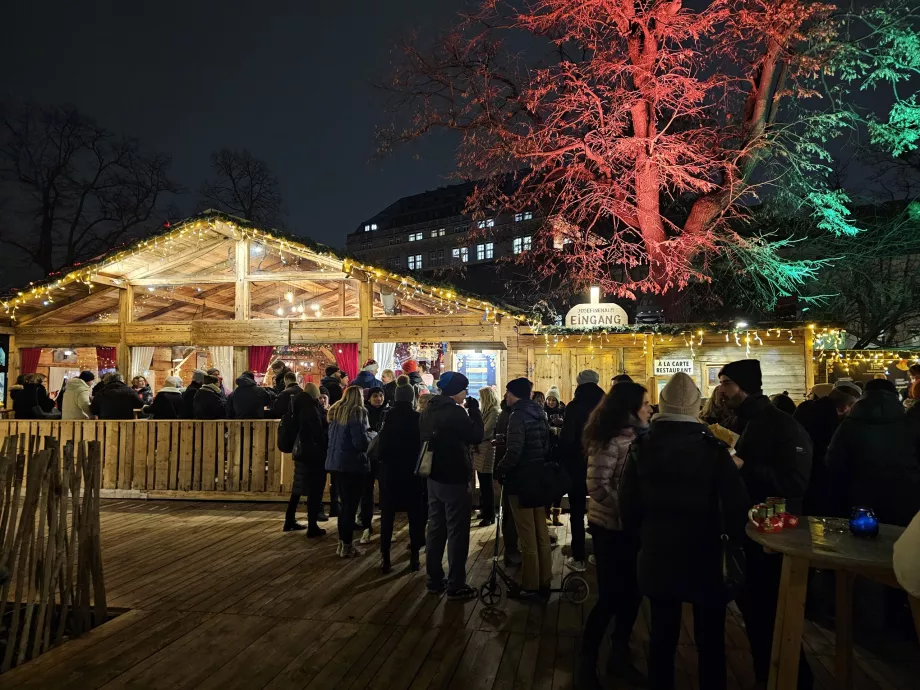 Julmarknad på universitetsområdet