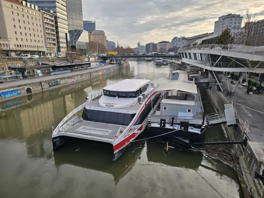 Rederier Wien - Bratislava