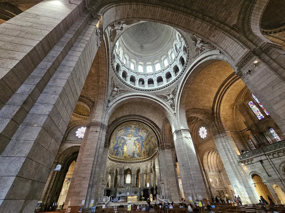 Interiör från Sacre Coeur-basilikan