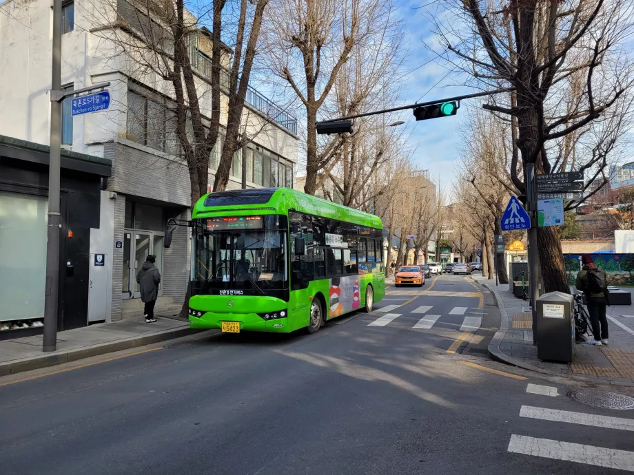 Grön buss Seoul