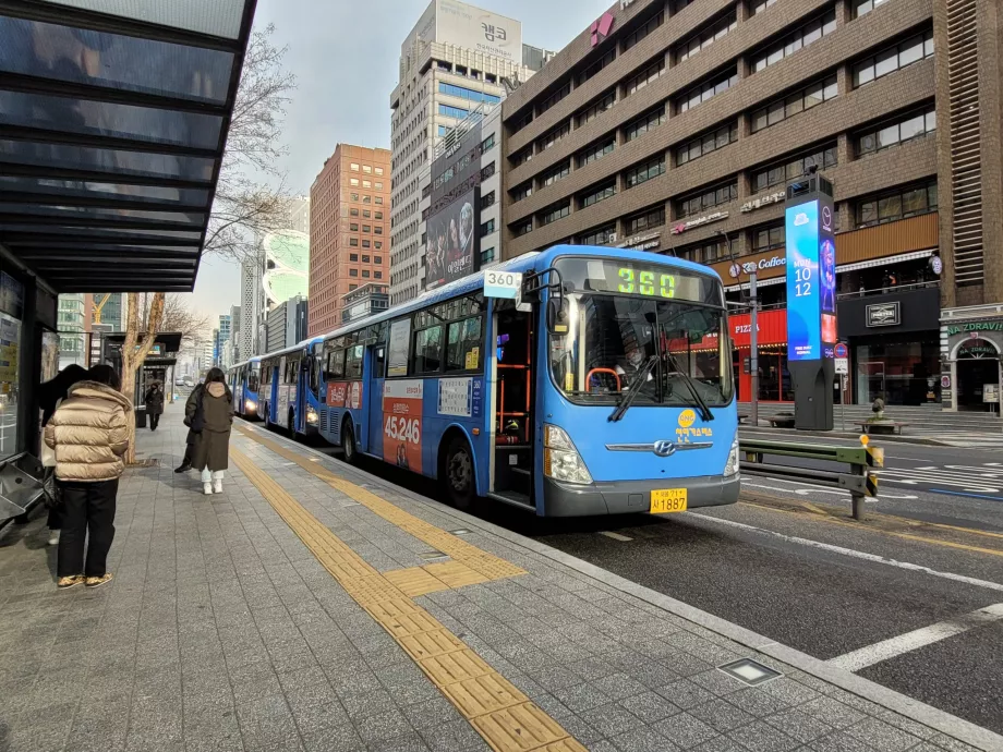 Blå buss, Seoul