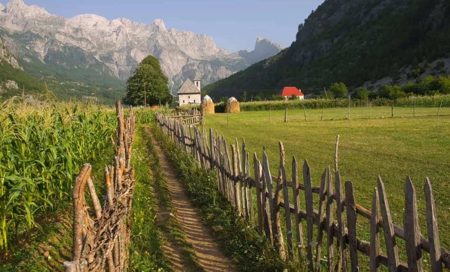 Albanska Alperna