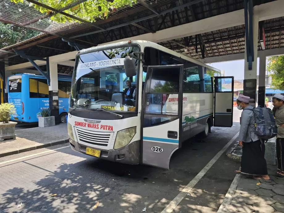 Buss Yogyakarta - Magelang